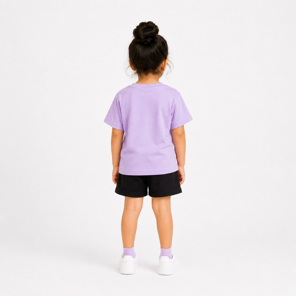 Laurent Girls' "Splendid" Anime Graphic T-Shirt & Shorts Set